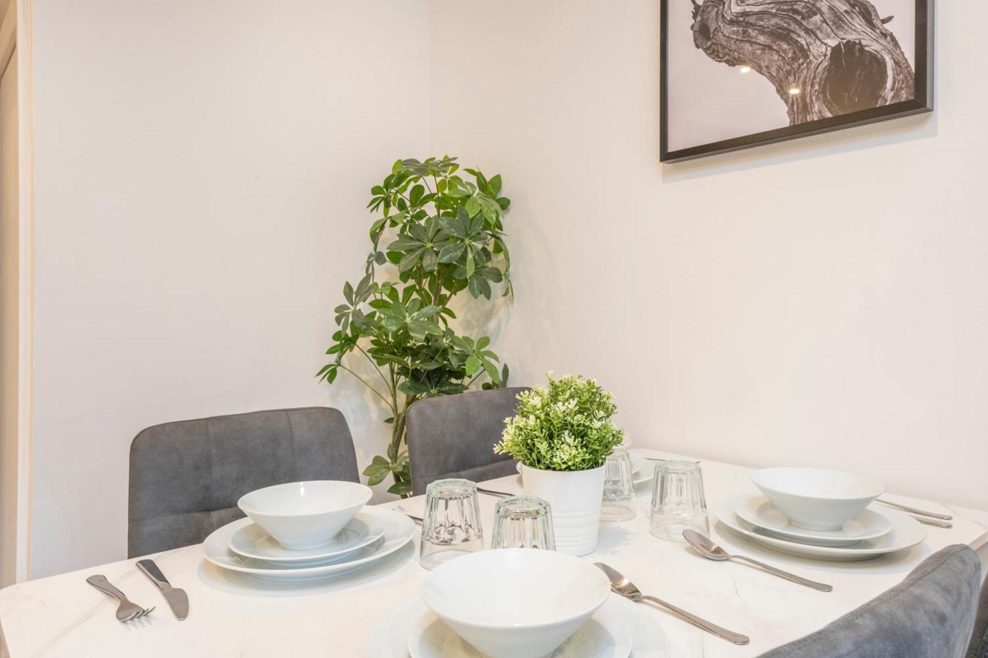 The Perfect Stay London, Home With 2 Bedrooms 1 Bath - Battersea, Vauxhall And Nine Elms Ngoại thất bức ảnh