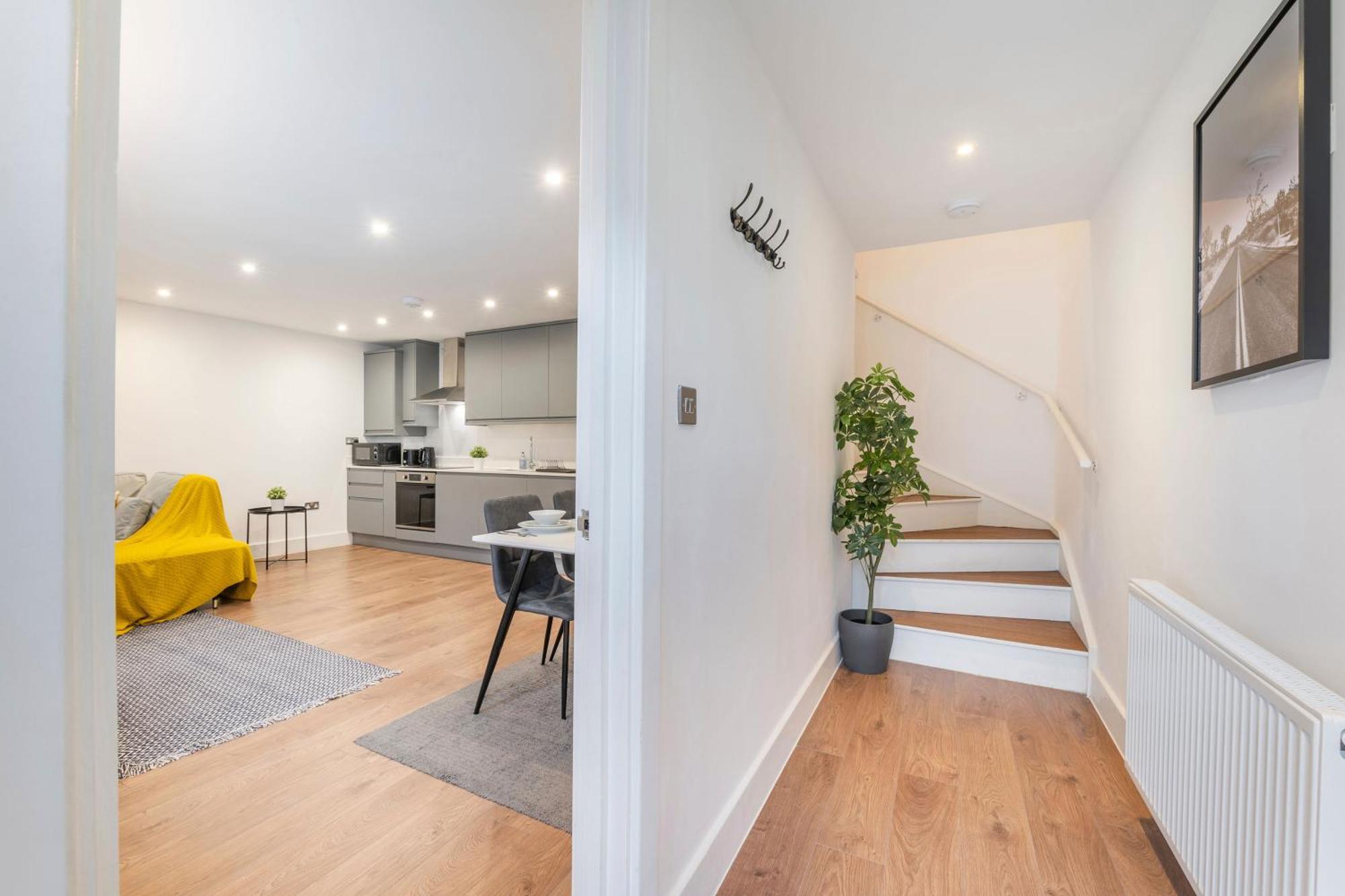 The Perfect Stay London, Home With 2 Bedrooms 1 Bath - Battersea, Vauxhall And Nine Elms Ngoại thất bức ảnh